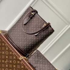 LV Bucket Bags